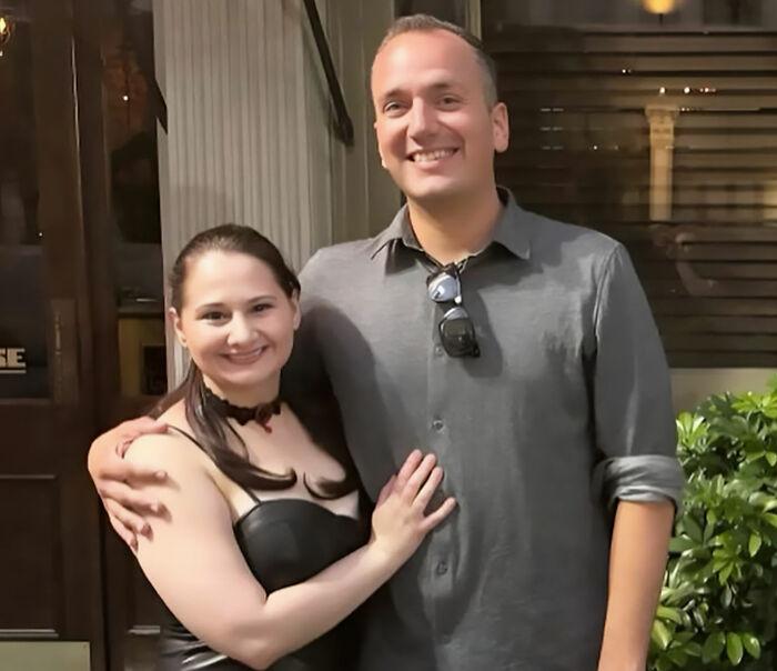 G***y Rose Blanchard smiling with Ryan Anderson as her late fiance autopsy results emerge. G***y Rose Blanchard smiling with Ryan Anderson as her late fiance autopsy results emerge.