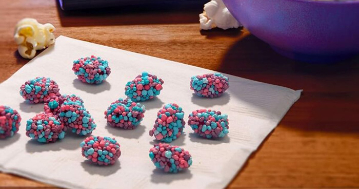 Cast Your Vote For The 25 Best Halloween Candies And Finally Settle Every Trick Or Treat Debate