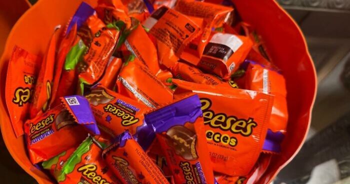 Cast Your Vote For The 25 Best Halloween Candies And Finally Settle Every Trick Or Treat Debate