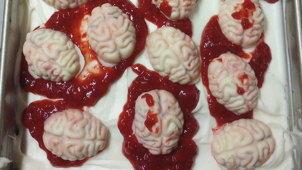 68 Halloween Foods That Look So Wrong, You Might Forget They’re Supposed To Be Snacks