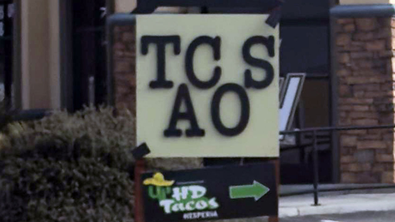 95 Terribly Designed Signs That Were Probably Not Proofread Even Once (New Pics)