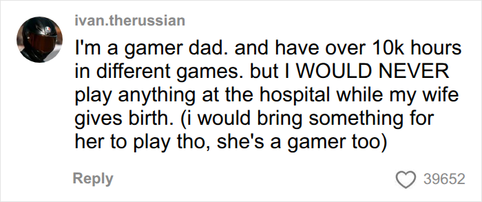 “Where Can I Plug My Xbox?”: Delivery Nurse Shares 5 Things Dads Do That Infuriate Her “Where Can I Plug My Xbox?”: Delivery Nurse Shares 5 Things Dads Do That Infuriate Her
