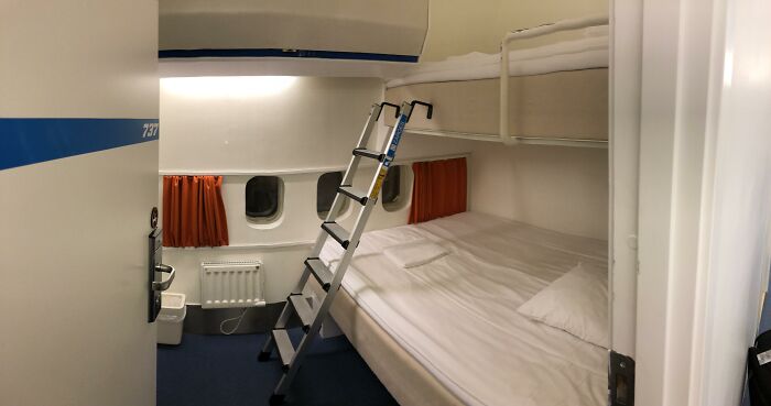 Ingenious airplane hotel room with bunk beds in Sweden, one of many useful things around the world.