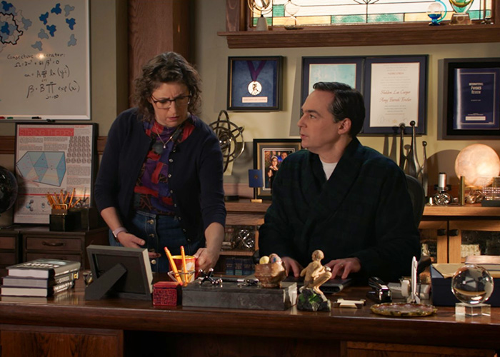 Mayim Bialik and Jim Parsons in a scene together on the set of Young Sheldon. Mayim Bialik and Jim Parsons in a scene together on the set of Young Sheldon.