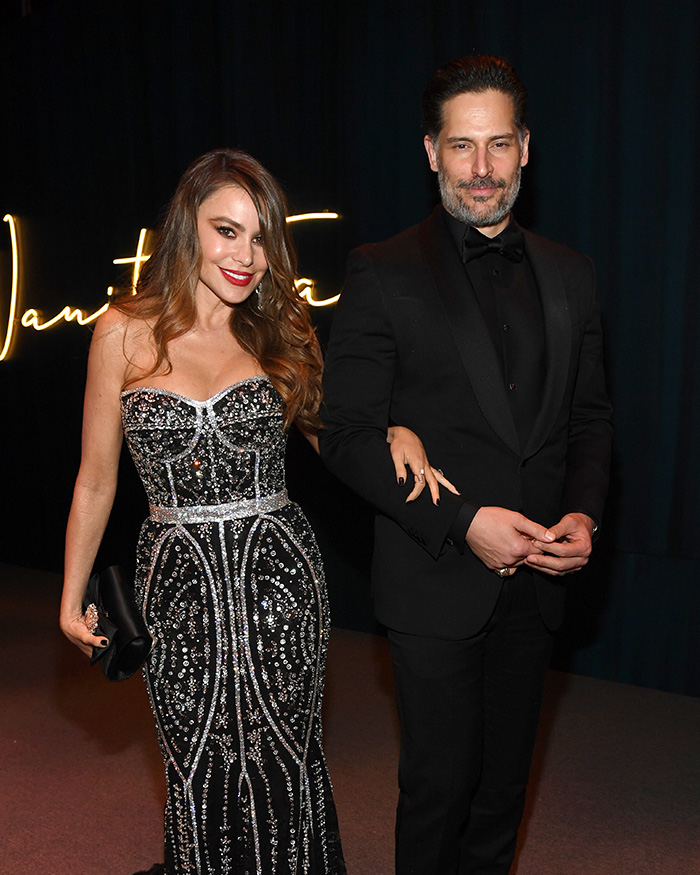 Joe Manganiello and Sofia Vergara posing at a formal event