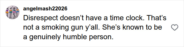 Comment asserting Kelly Clarkson's humility contradicts disrespect claims