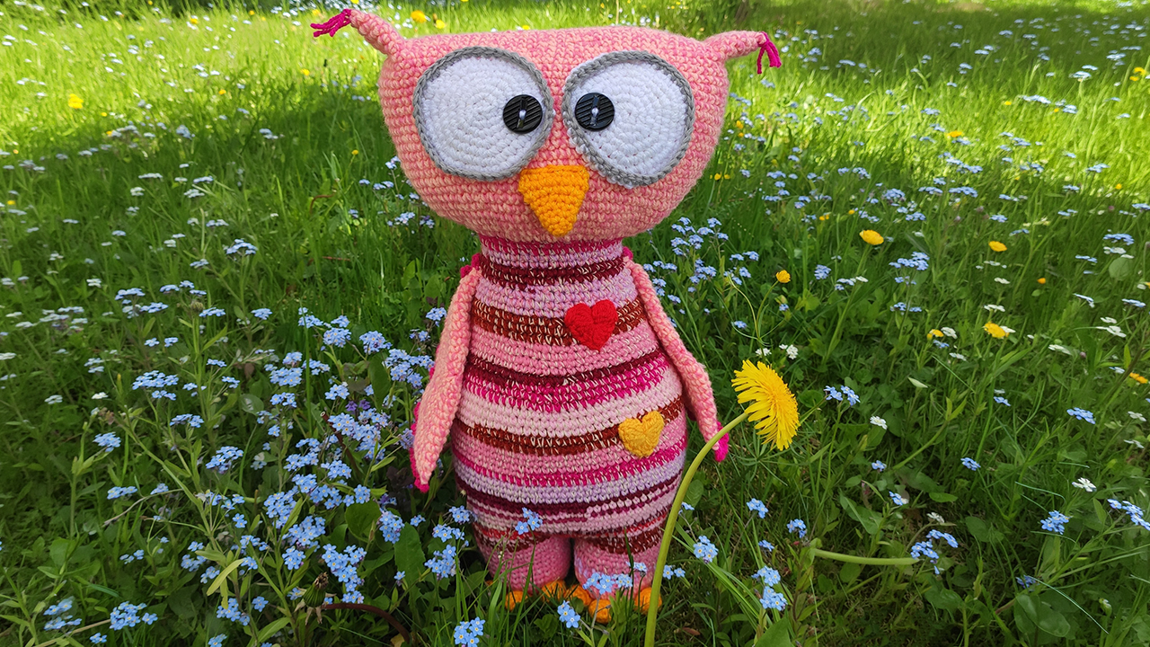 23 Whimsical Crochet Creatures This Artist Made From Leftover Yarn That Might Brighten Your Day