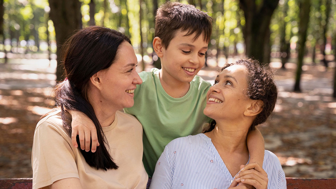 Lesbian Ex Wants 8YO Son To Call Her Affair Partner Mom, Betrayed Ex-Hubby Criticized For Stopping Her