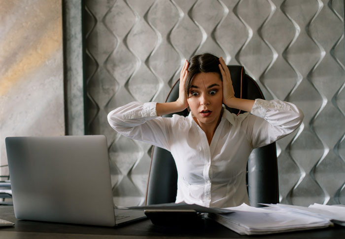 Boss Throws Loyal IT Guy Under The Bus For A New Manager Who Barely Knows The Job