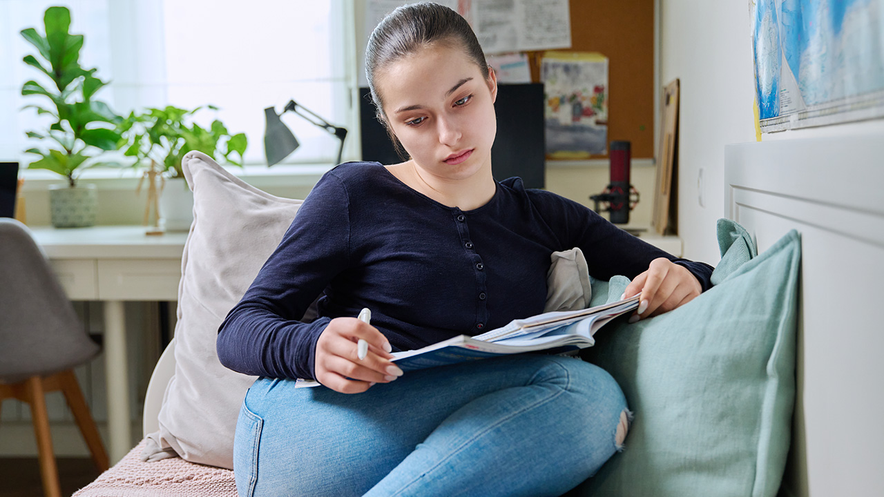 Woman Can’t Stand Her Entitled Roommates Anymore, Decides To Be Petty