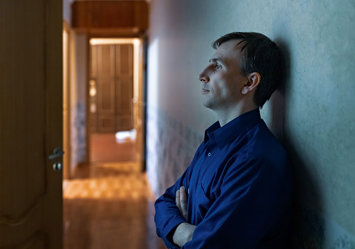 Guy Learns Why You Should Always Consult Your Wife Before Letting Your Mom Move In For 6 Weeks