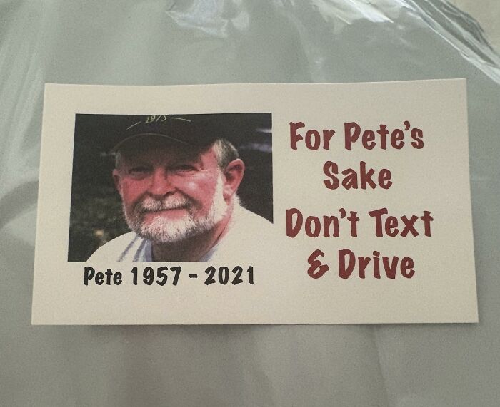 Found paper card featuring a photo and a message warning people not to text and drive.