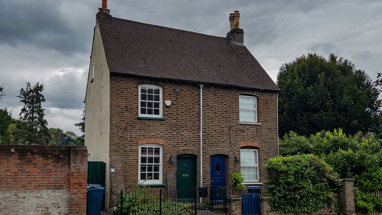 Woman’s “Forever Home” Becomes Unlivable After Neighbor Tears Down His Side Of The House