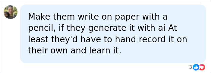 A comment suggesting handwritten work to counter AI use in response to UC Berkeley professor homework concerns.