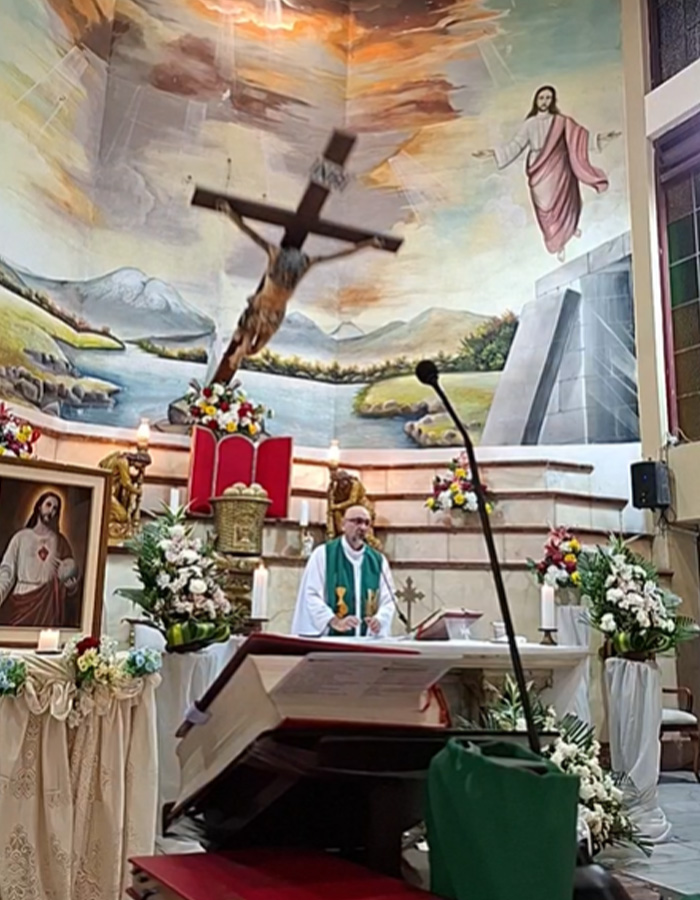Priest’s Family Breaks Silence With Bombshell Claim About The Crucifix That Fell On Him, After His Haunting Final Words Emerge Priest’s Family Breaks Silence With Bombshell Claim About The Crucifix That Fell On Him, After His Haunting Final Words Emerge