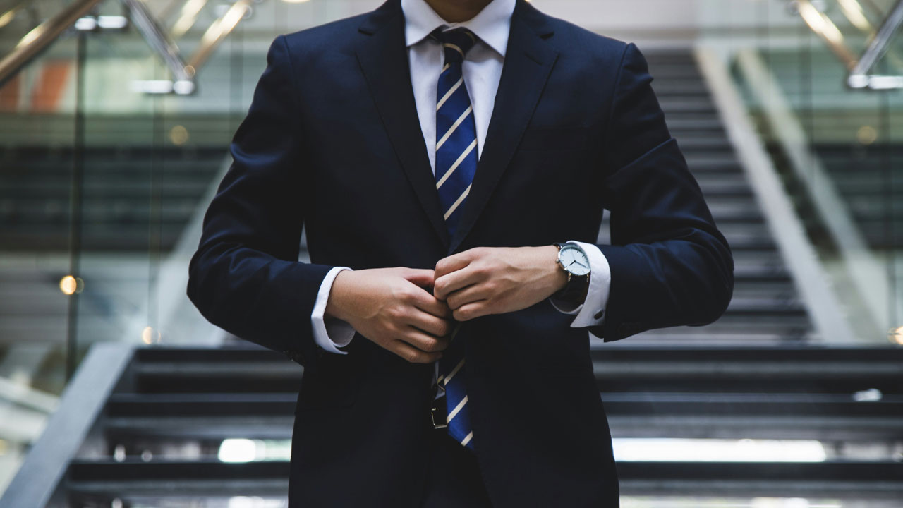 43 Things Wealthy People Considered Totally Normal That Left Their Friends Stunned