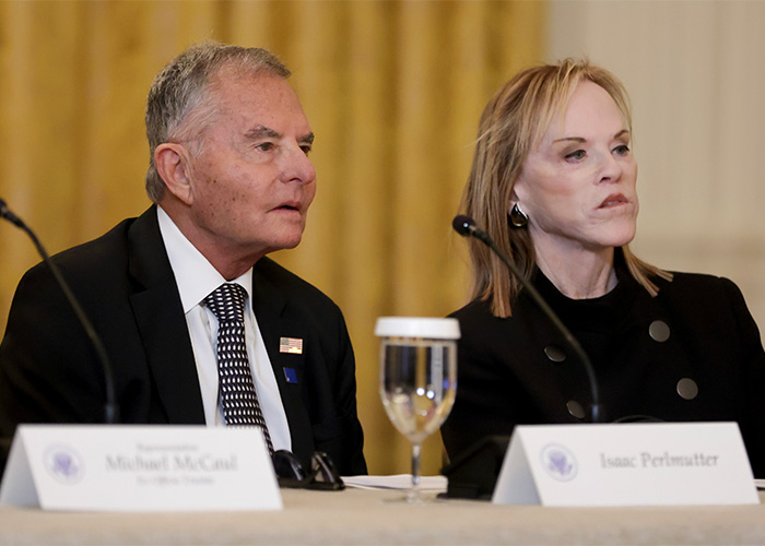 Isaac Perlmutter and his wife attending a formal event, highlighting discussions about Susan Dell.