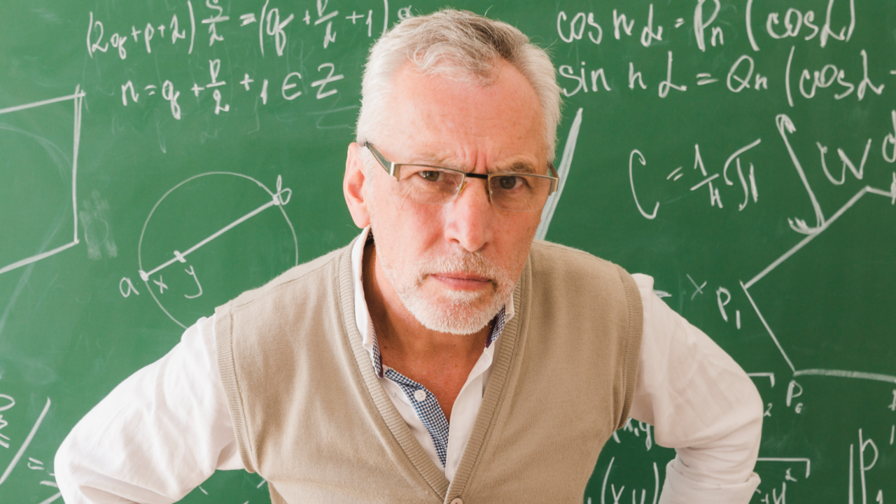 Nearsighted Student Asks To Sit Closer To The Board, Math Teacher Writes A Big Red “NO!”