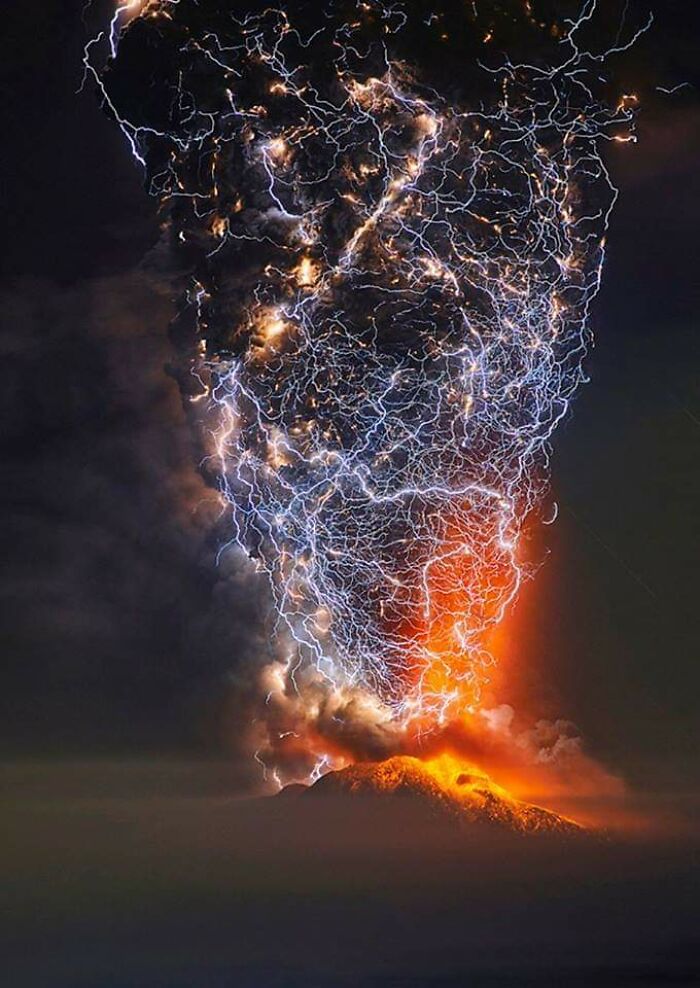 An entertaining photo of volcanic lightning inside a massive ash plume