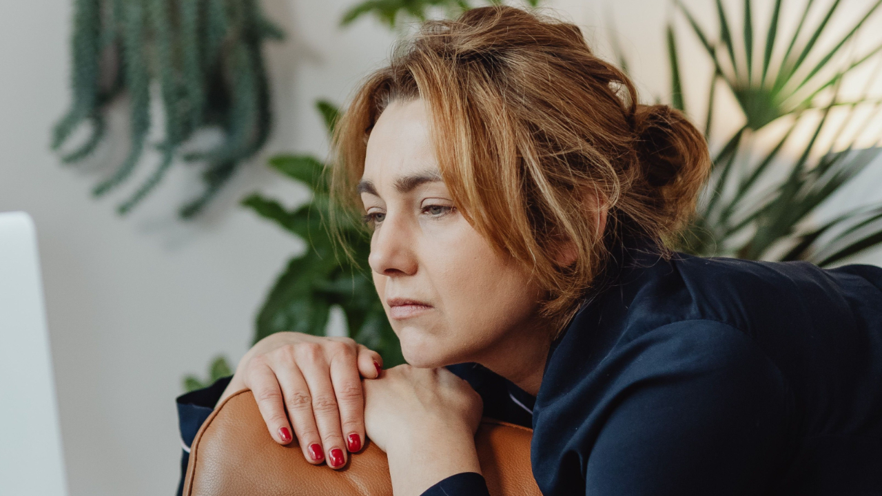 Unemployed Wife Refuses To Do Any Chores Because She’s Stressed