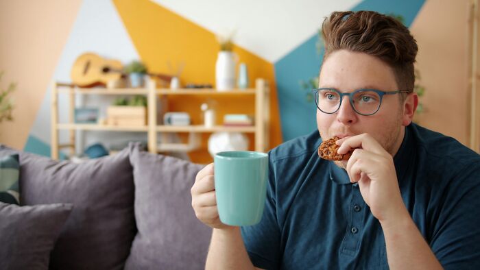 76 People Who Were So Weird At Work That Their Colleagues Still Can’t Forget Them