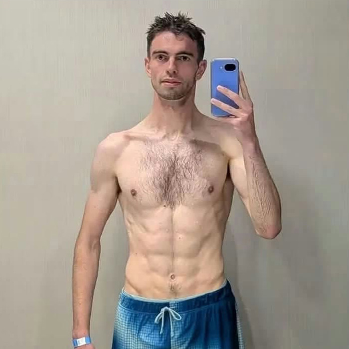 Young man taking shirtless selfie related to tiger enclosure incident Young man taking shirtless selfie related to tiger enclosure incident