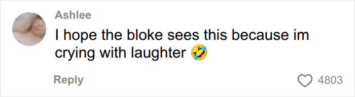 A social media comment by Ashlee expressing amusement after a man stands woman up on first date.