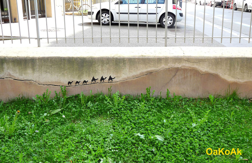30 More Creative Street Art Works by OakoAk