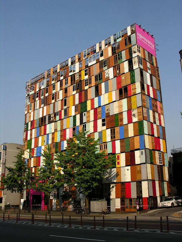 1,000 Door Building in South Korea