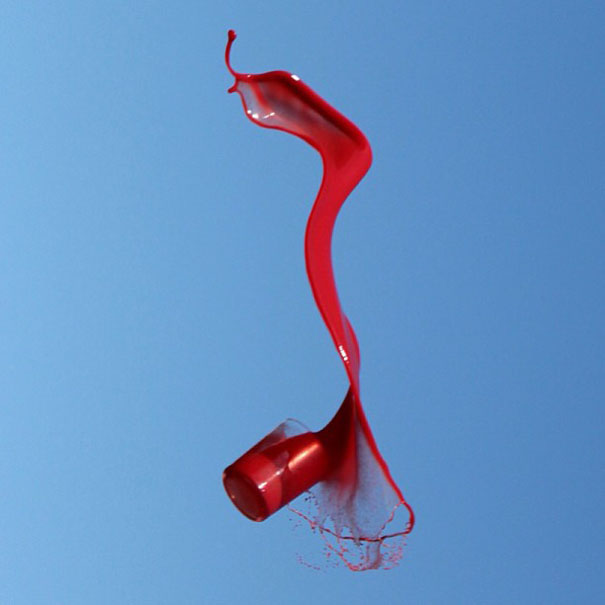 High Speed Photographs of Liquids Tossed in Mid-Air by Manon Wethly
