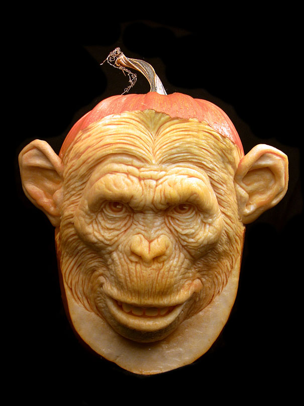 More Amazing Pumpkin Carvings by Ray Villafane