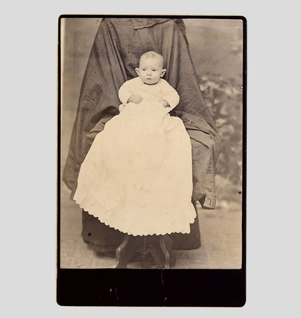 Hidden Mothers: Spooky Photographs of Victorian Babies Held by Their Mothers