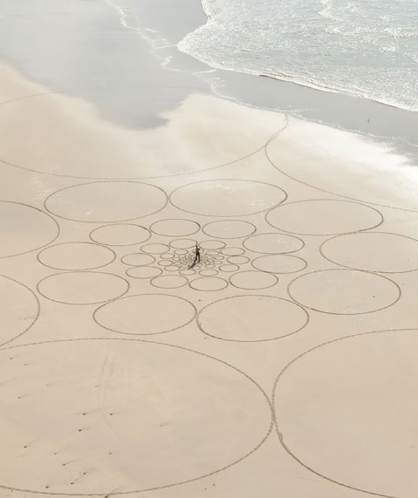 Amazing Sand Drawings on California Beaches