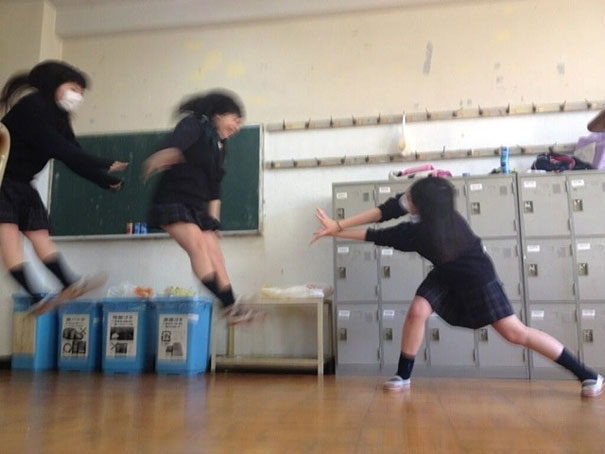 New Craze in Japan: Japanese Schoolgirls Doing DBZ Energy Attacks