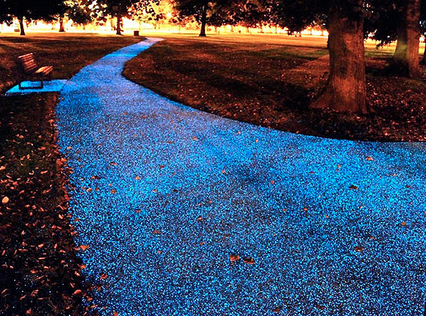 Starpath: Electricity-Free Alternative to Streetlights That Look Like A Starry Night